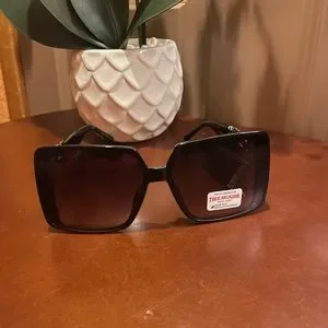 True Religion | Accessories | New True Religion Oversized  display picture 1
